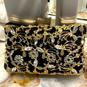 Fashion Gold and Black Ornamental Clutch